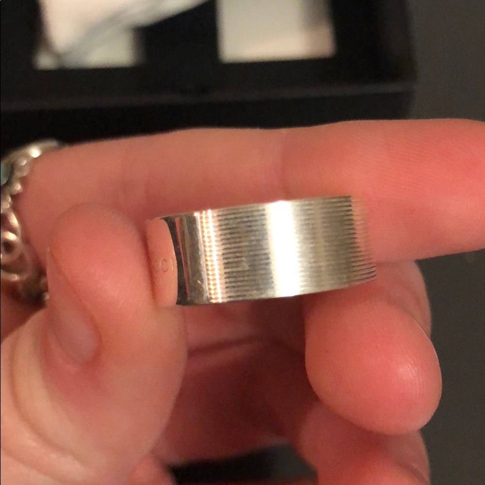 gucci ring - Picture 2 of 3